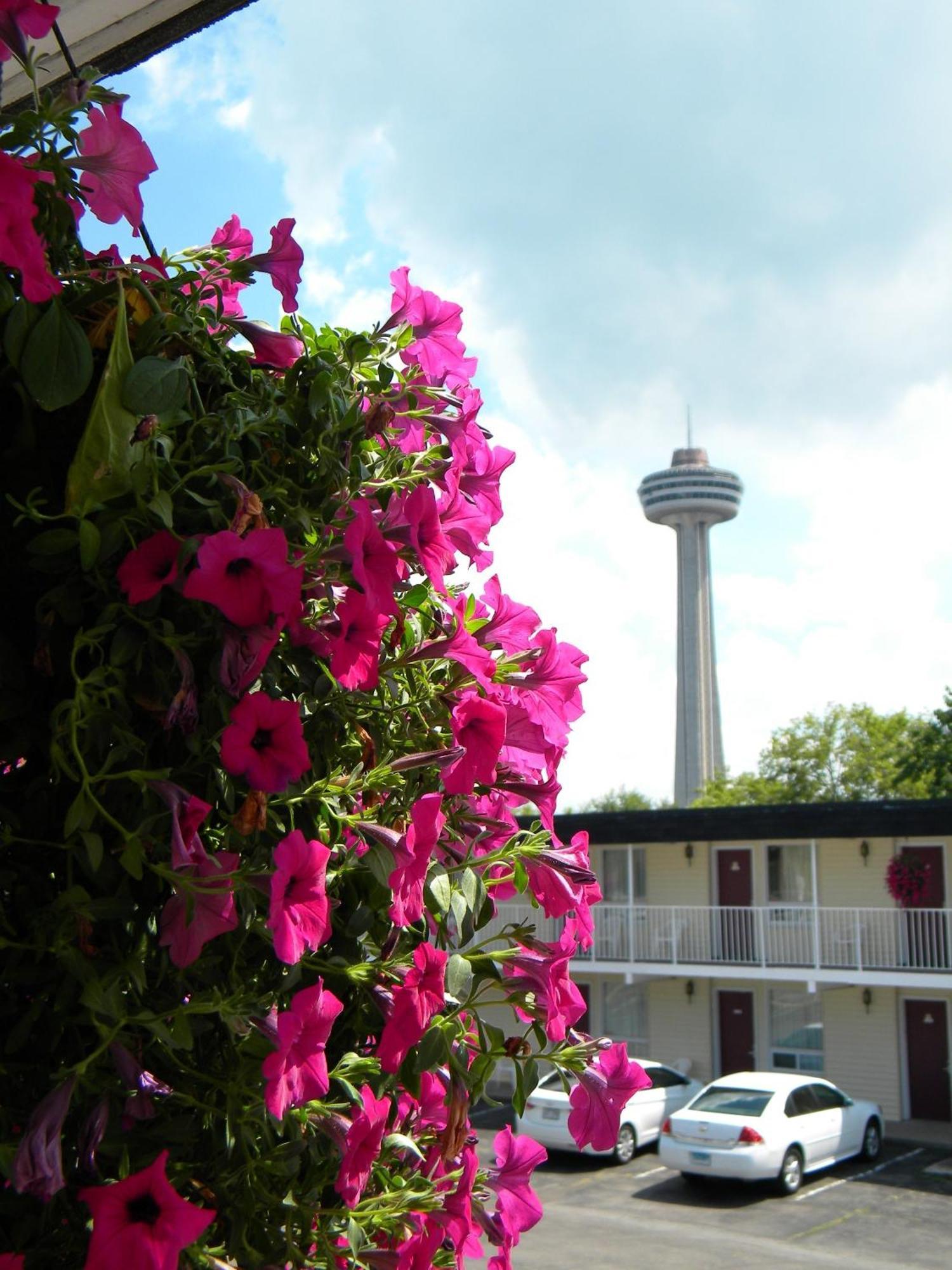 Fairway Inn By The Falls Niagara Falls Exterior foto